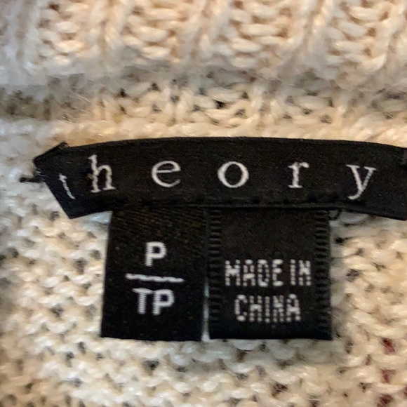 Theory  Dashana Leuna tall petite turtleneck sweater dress in off-white - Picture 6 of 8